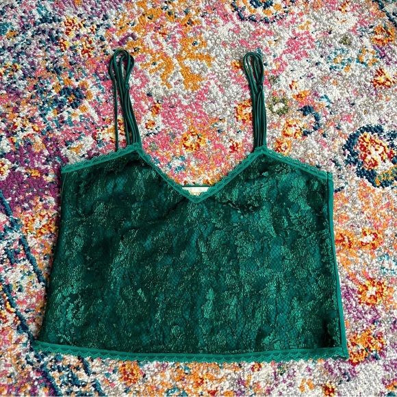 Vintage‎ gold label Victoria Secret green lace top Small - Picture 6 of 11